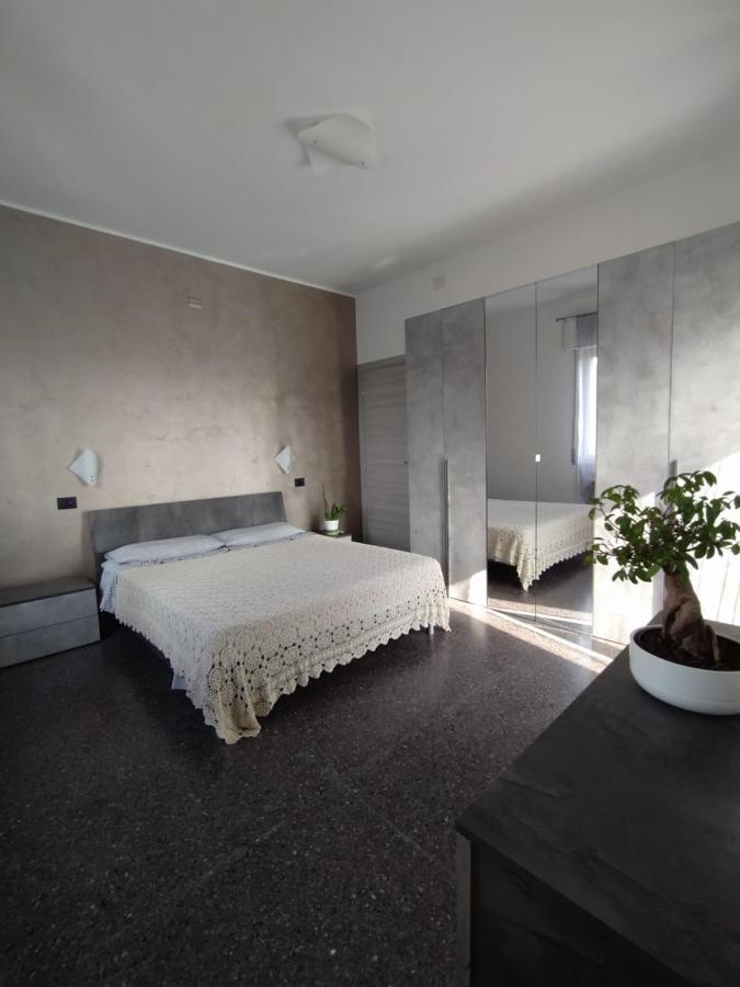 Ad Un Passo Dal Mare Appartement Savona Buitenkant foto