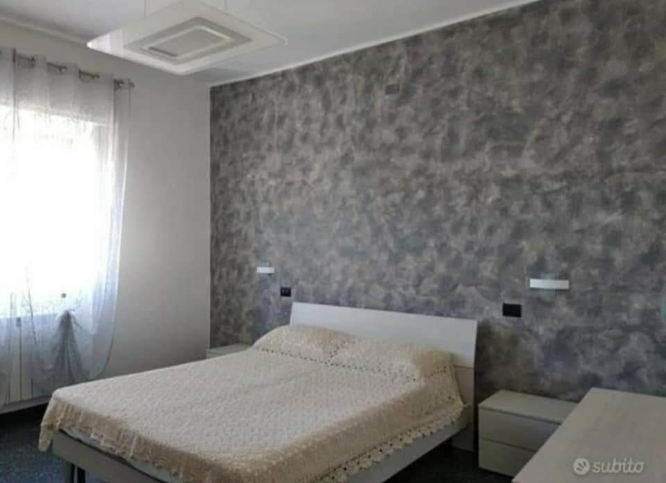 Ad Un Passo Dal Mare Appartement Savona Buitenkant foto