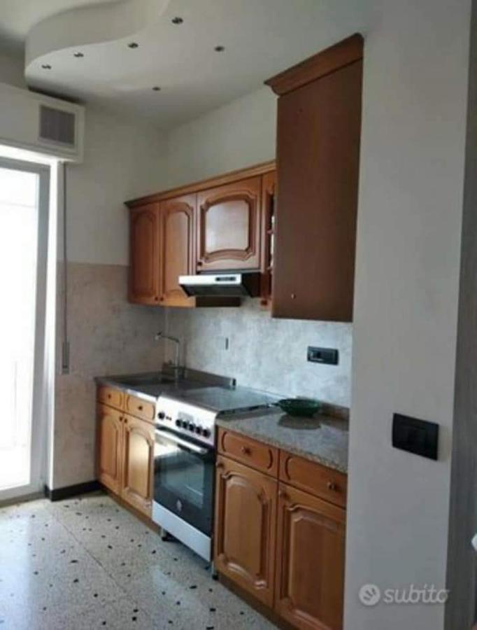 Ad Un Passo Dal Mare Appartement Savona Buitenkant foto