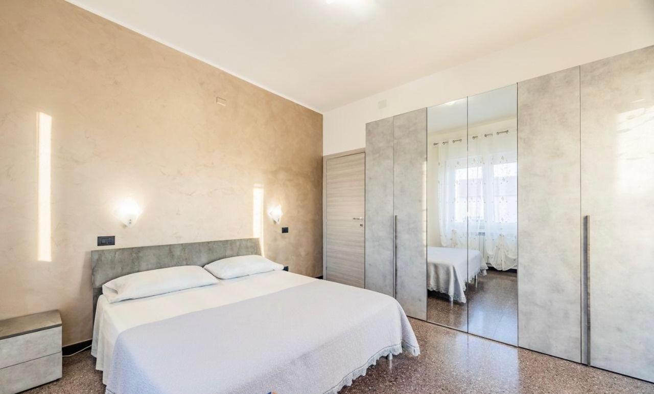 Ad Un Passo Dal Mare Appartement Savona Buitenkant foto