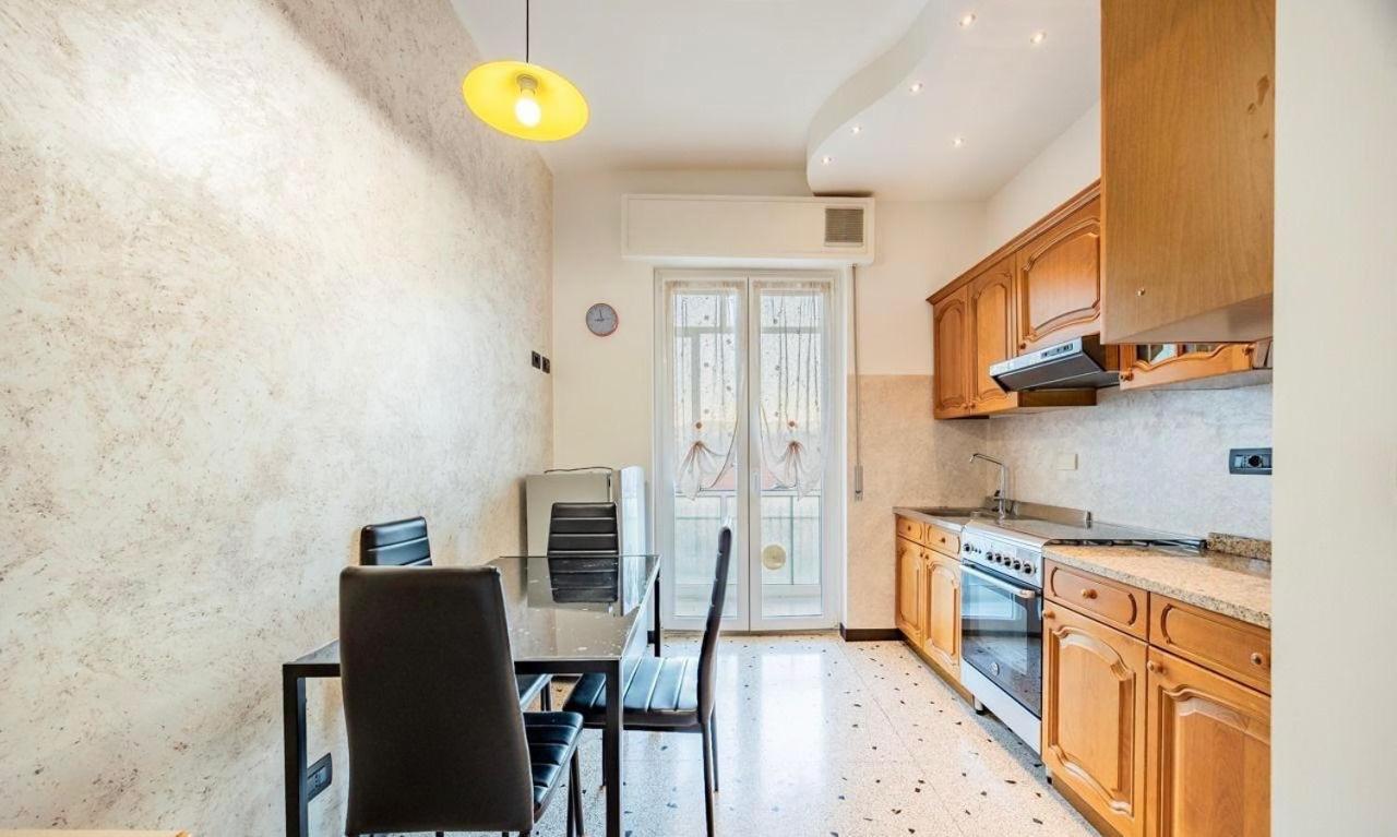 Ad Un Passo Dal Mare Appartement Savona Buitenkant foto
